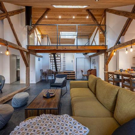 Superbe Loft - Situ Sur La Place Centrale バルスロネット エクステリア 写真