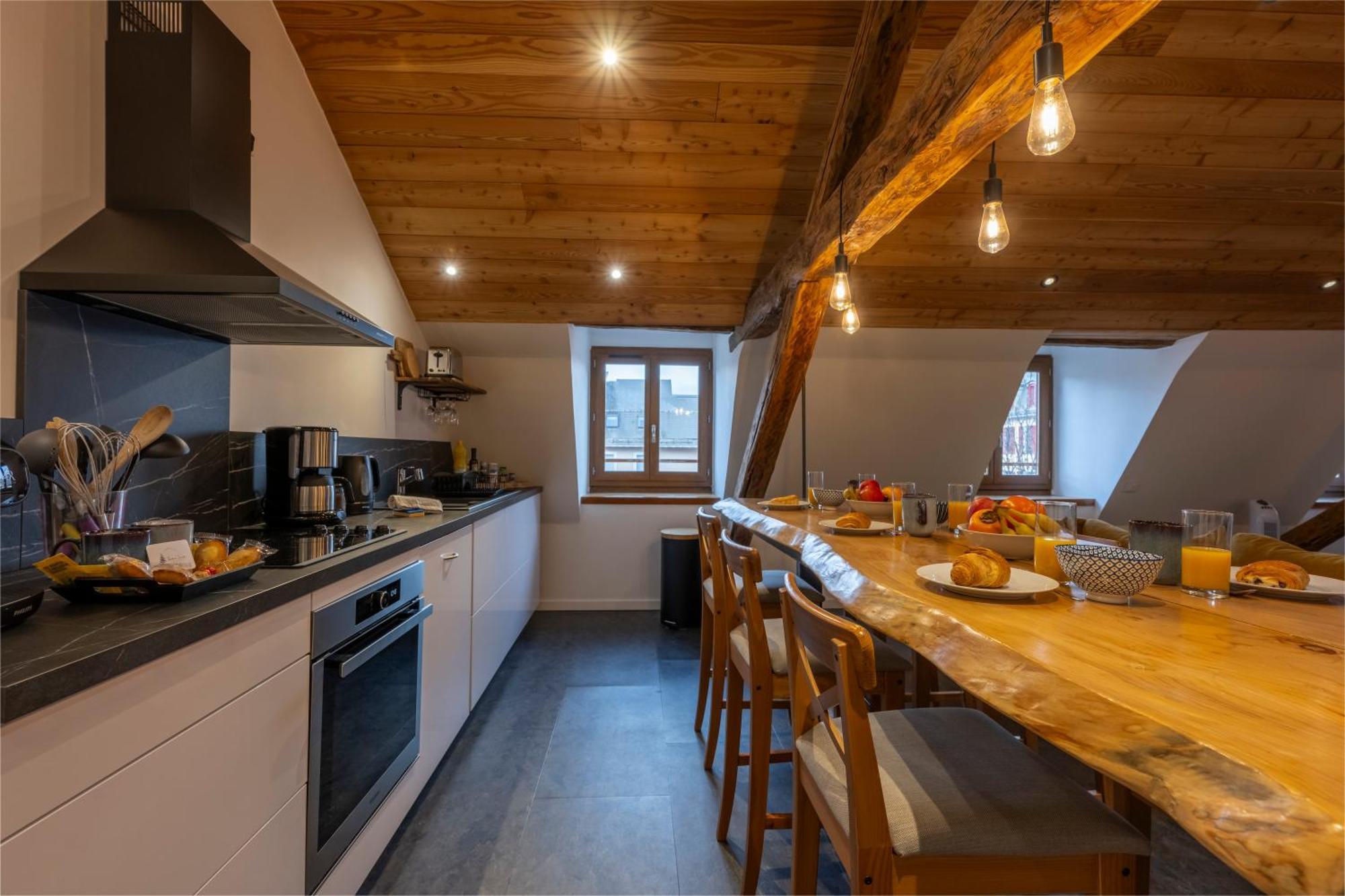 Superbe Loft - Situ Sur La Place Centrale バルスロネット エクステリア 写真